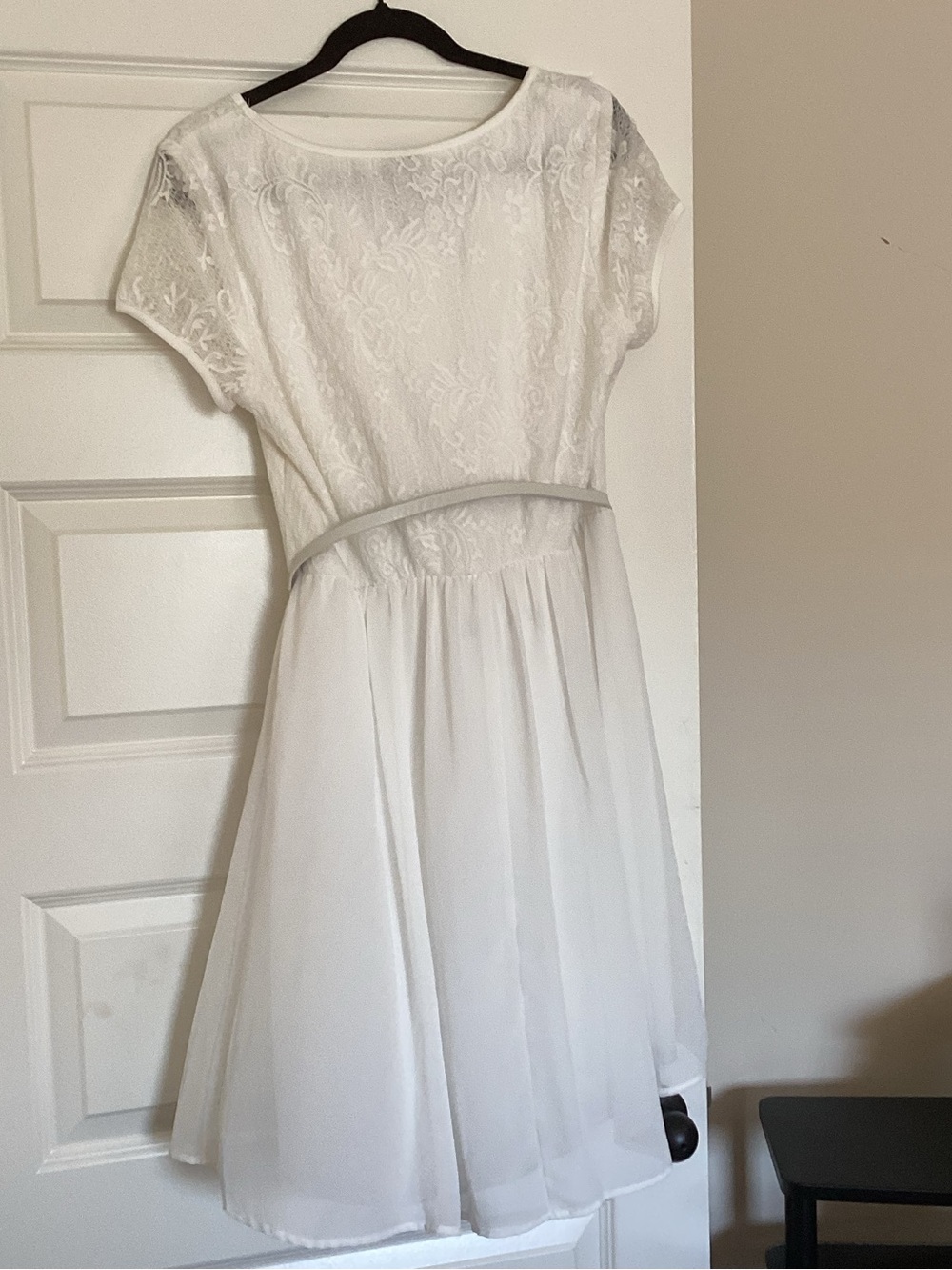 White Lace Bodice Dress with Chiffon Skirt - Feminine Women's Dress